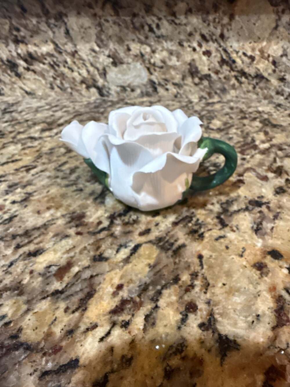 Capodimonte White Rose Porcelain Teapot Trinket Holder